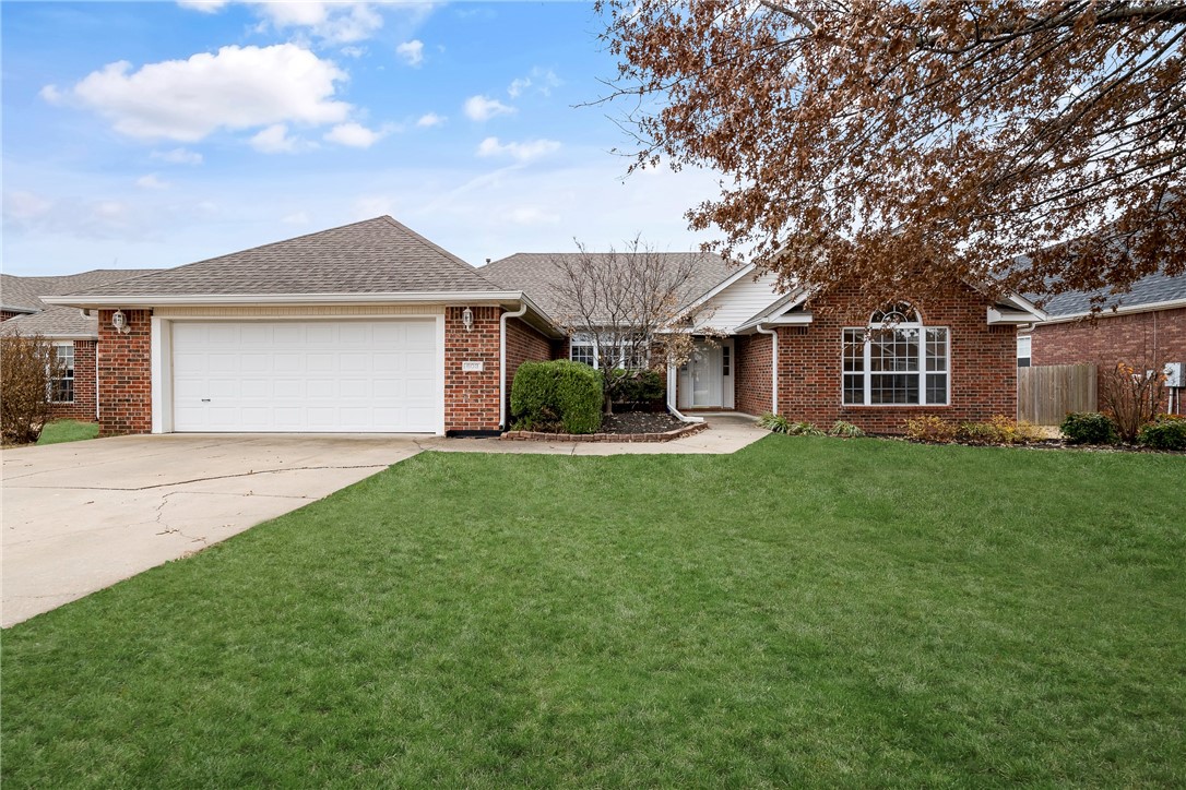 603 SW Duke Ave, Bentonville AR